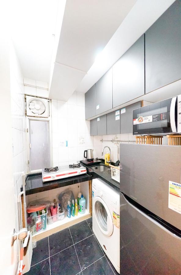 Shared Room At Lockhart Road 414 香港 エクステリア 写真